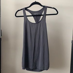 Beyond Yoga striped gray razor tank
